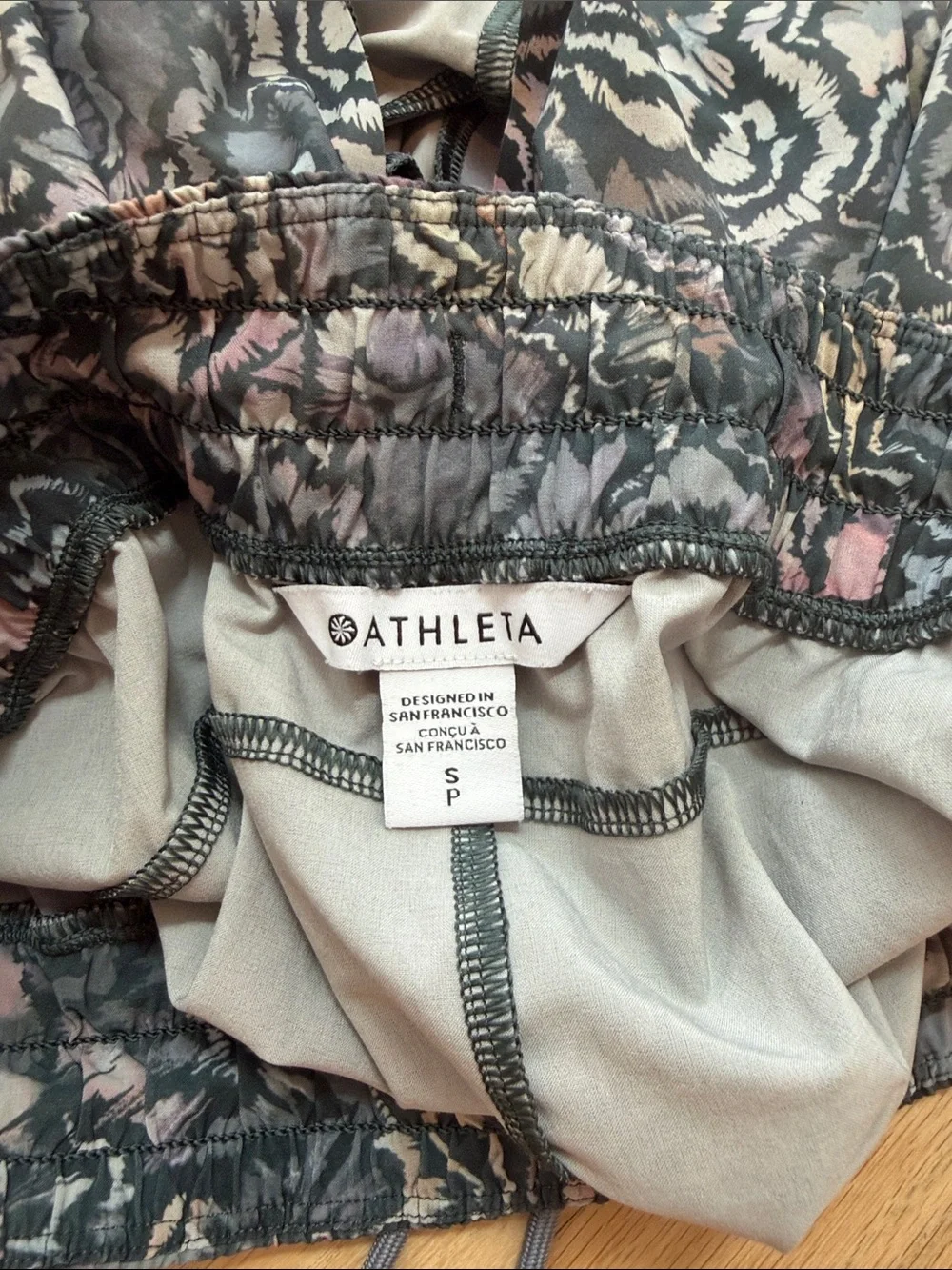 Athleta Crossroads Shorts in Sumo Marble
